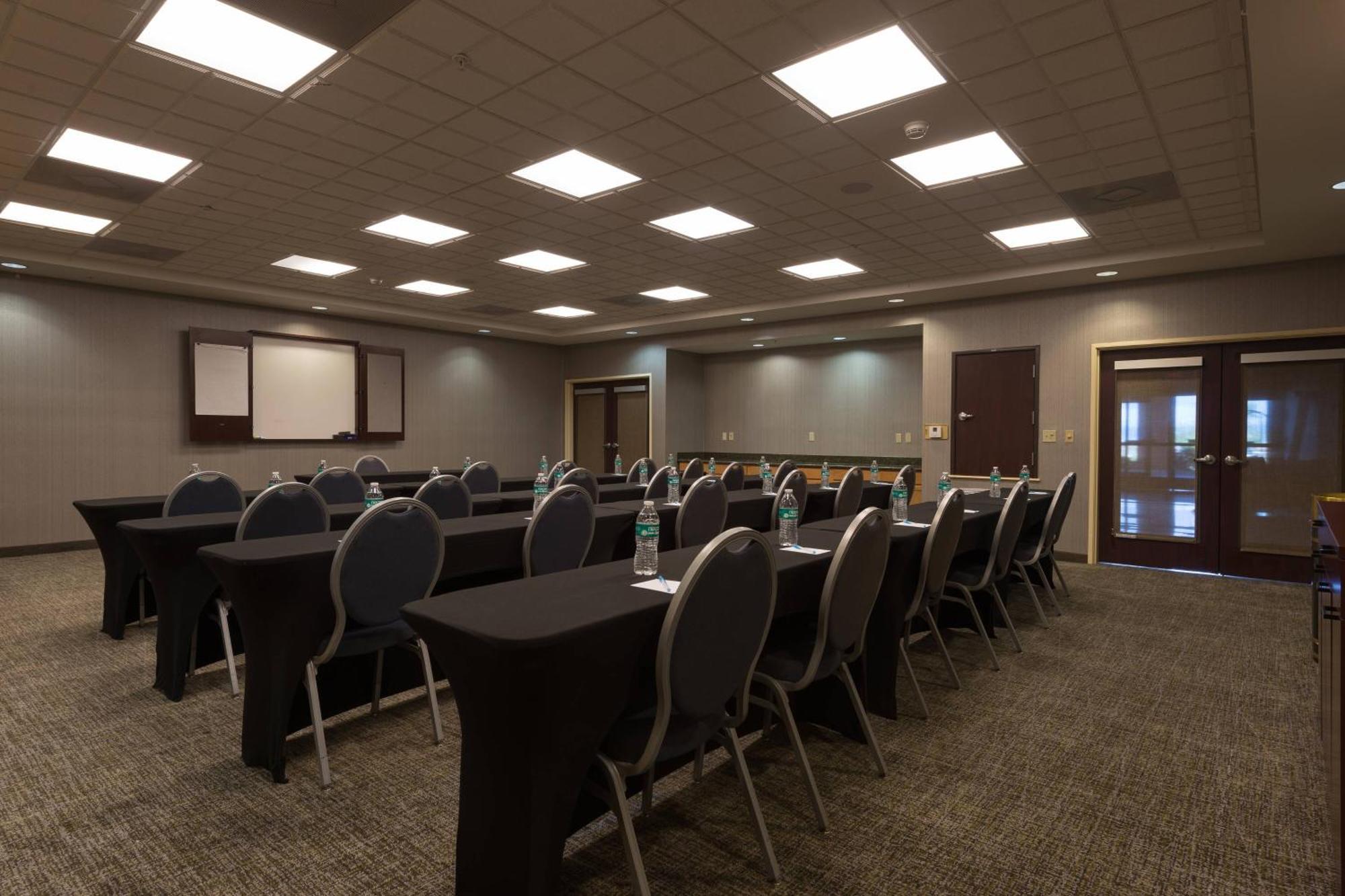 Springhill Suites Риджкрест Экстерьер фото